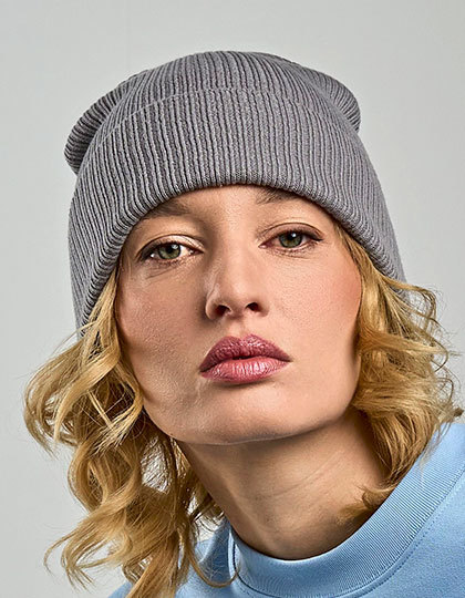 Damska czapka beanie z logo